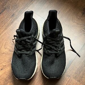 Adidas Ultraboost women black sneakers size US 8.5 athletic running